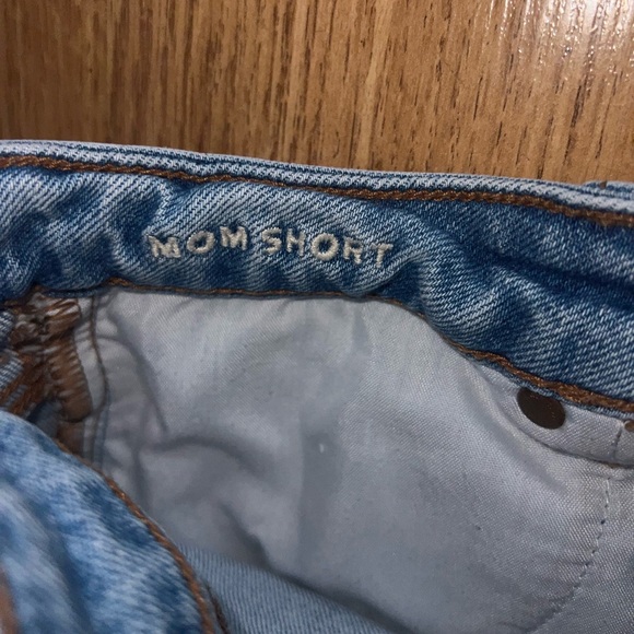 American Eagle Jean Shorts - Picture 3 of 4